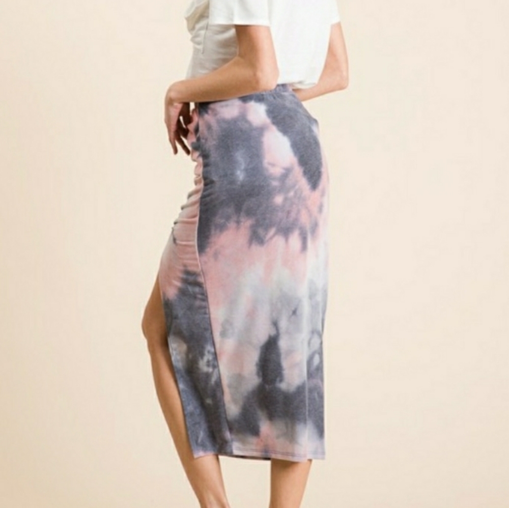 Tie Dye Fitted Midi Skirt With Slit - Picture 5 of 7